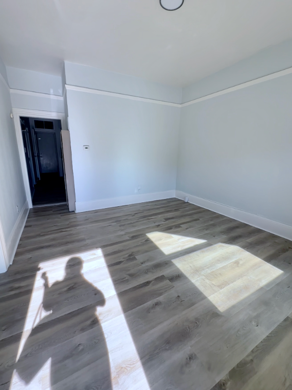 218 Monterey Blvd - Photo 3 of 10