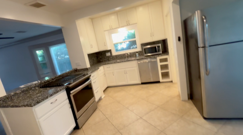 2645 A St - Photo 7 of 16