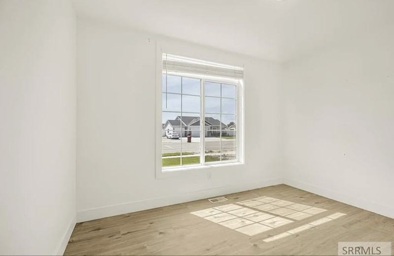 2850 Sable Chase Rd - Photo 2 of 15