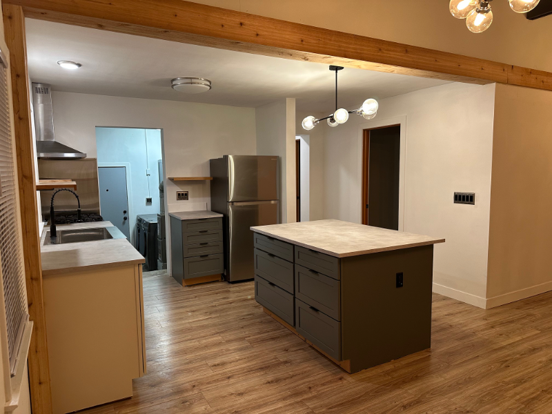 21304 Saint Francis St - Photo 5 of 14