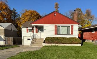 featured image of 825 E 35th Ave