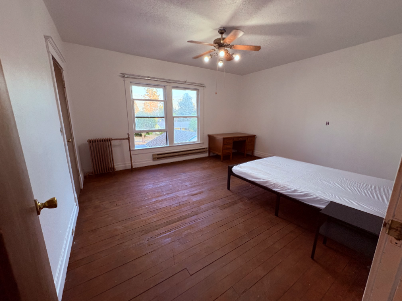 2434 15th Ave - Photo 5 of 13