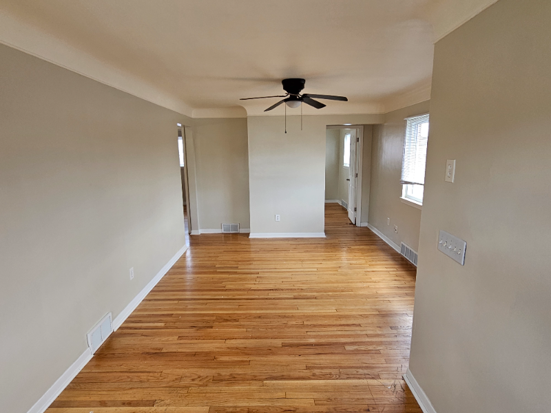 17780 Marquette St - Photo 6 of 10