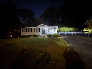 916 Avenue E - Photo 3 of 9