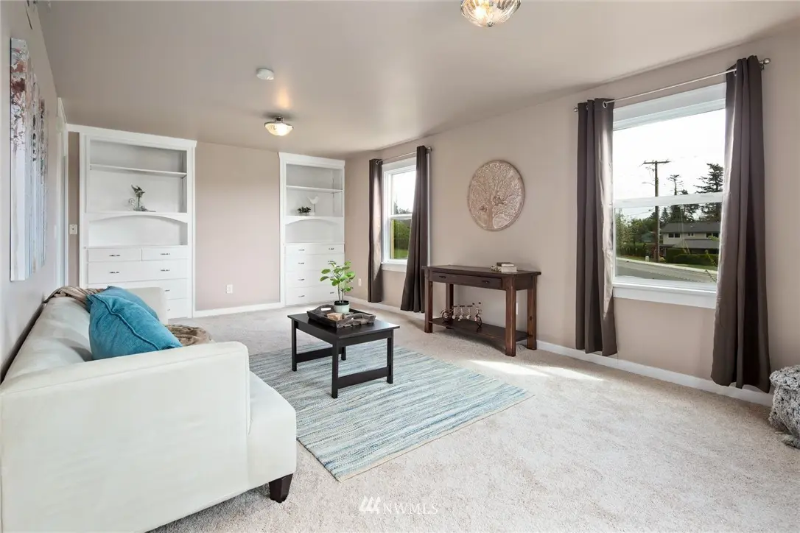 2190 Washington Street - Photo 2 of 20