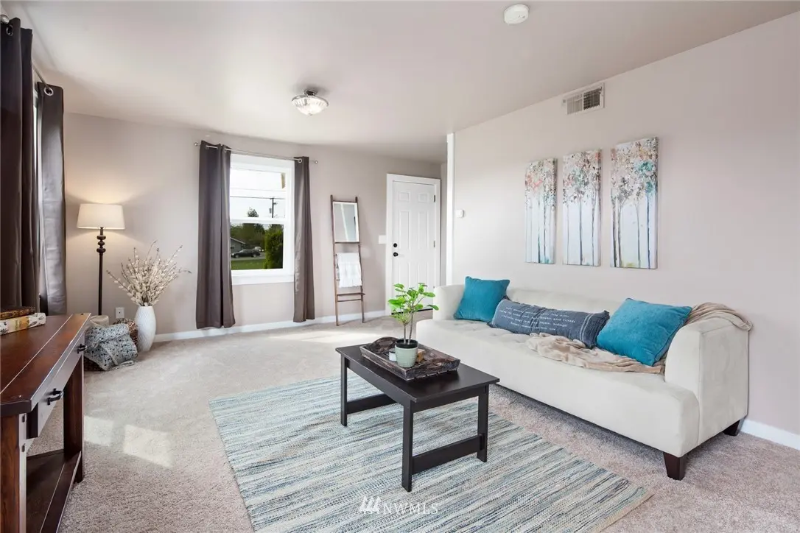 2190 Washington Street - Photo 3 of 20