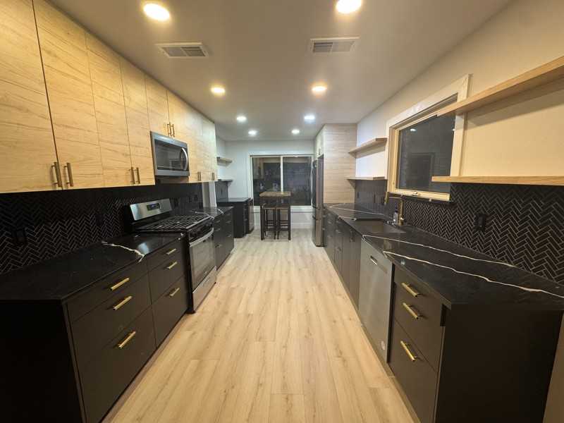 4209 Everest Ln - Photo 2 of 15