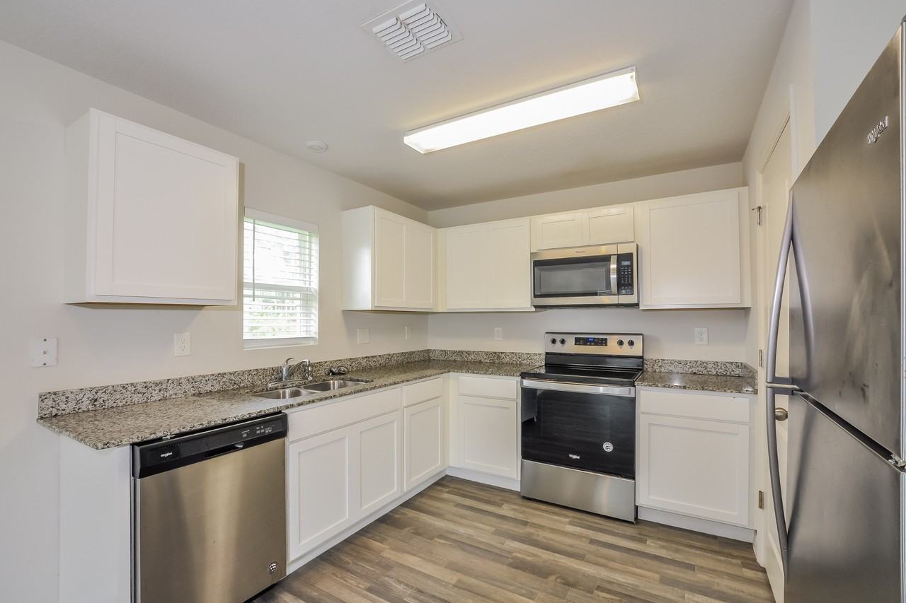 23 Ryecliffe Dr - Photo 6 of 16