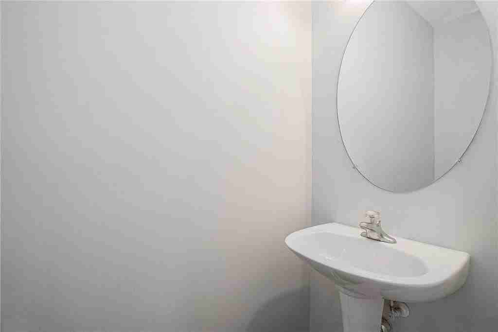 2846 Parkway Close - Photo 7 of 19