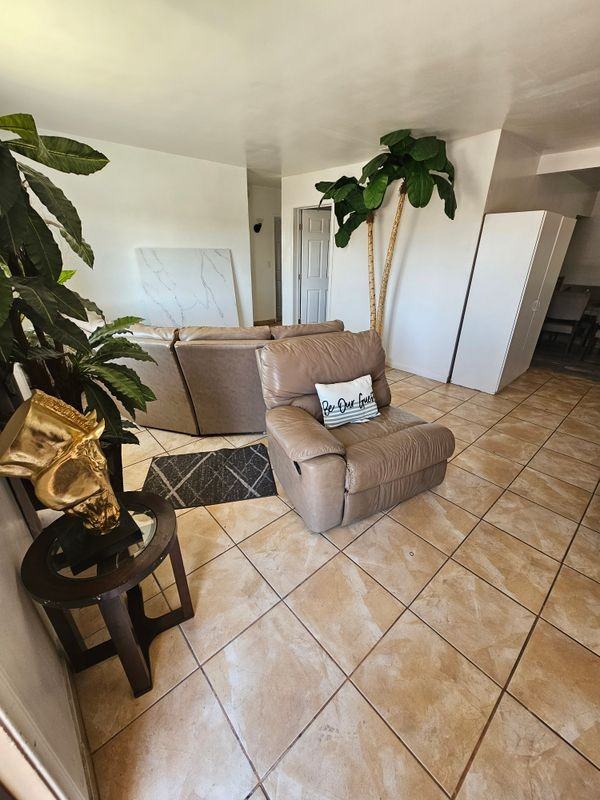 6623 Almeria Ave - Photo 3 of 14