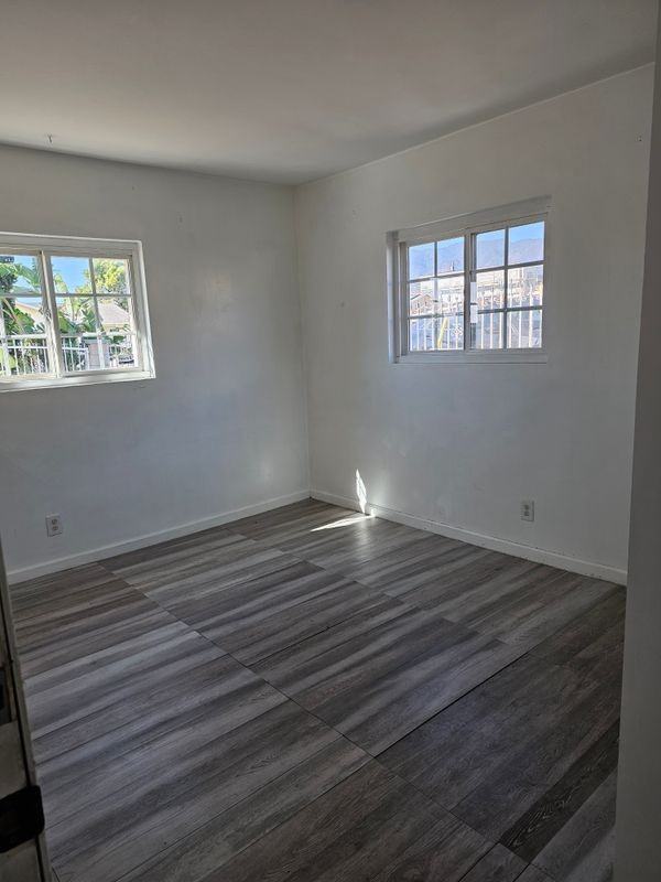 6623 Almeria Ave - Photo 7 of 14