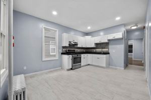 featured image of 145 E 31st St