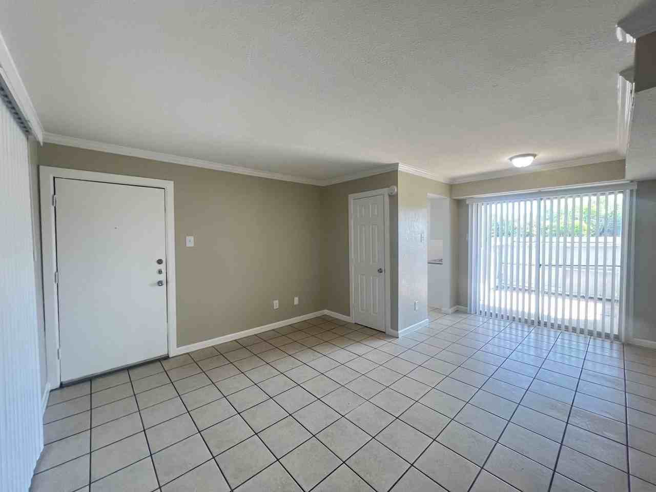 Spanish Lagos Apartments - Photo 7 of 15