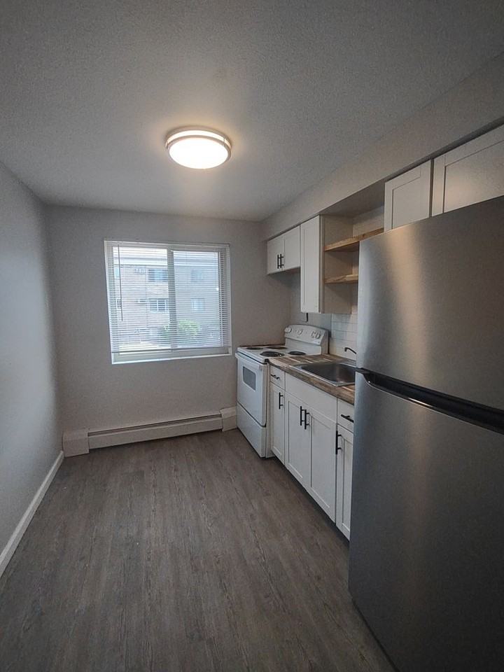 320 - Freelander (Stuart House) - Photo 4 of 8