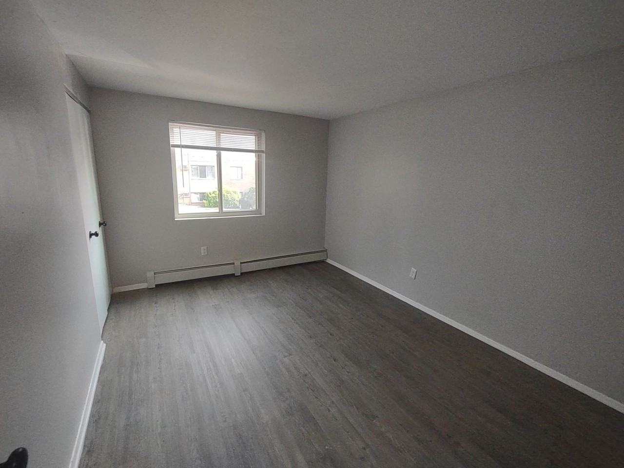 320 - Freelander (Stuart House) - Photo 6 of 8