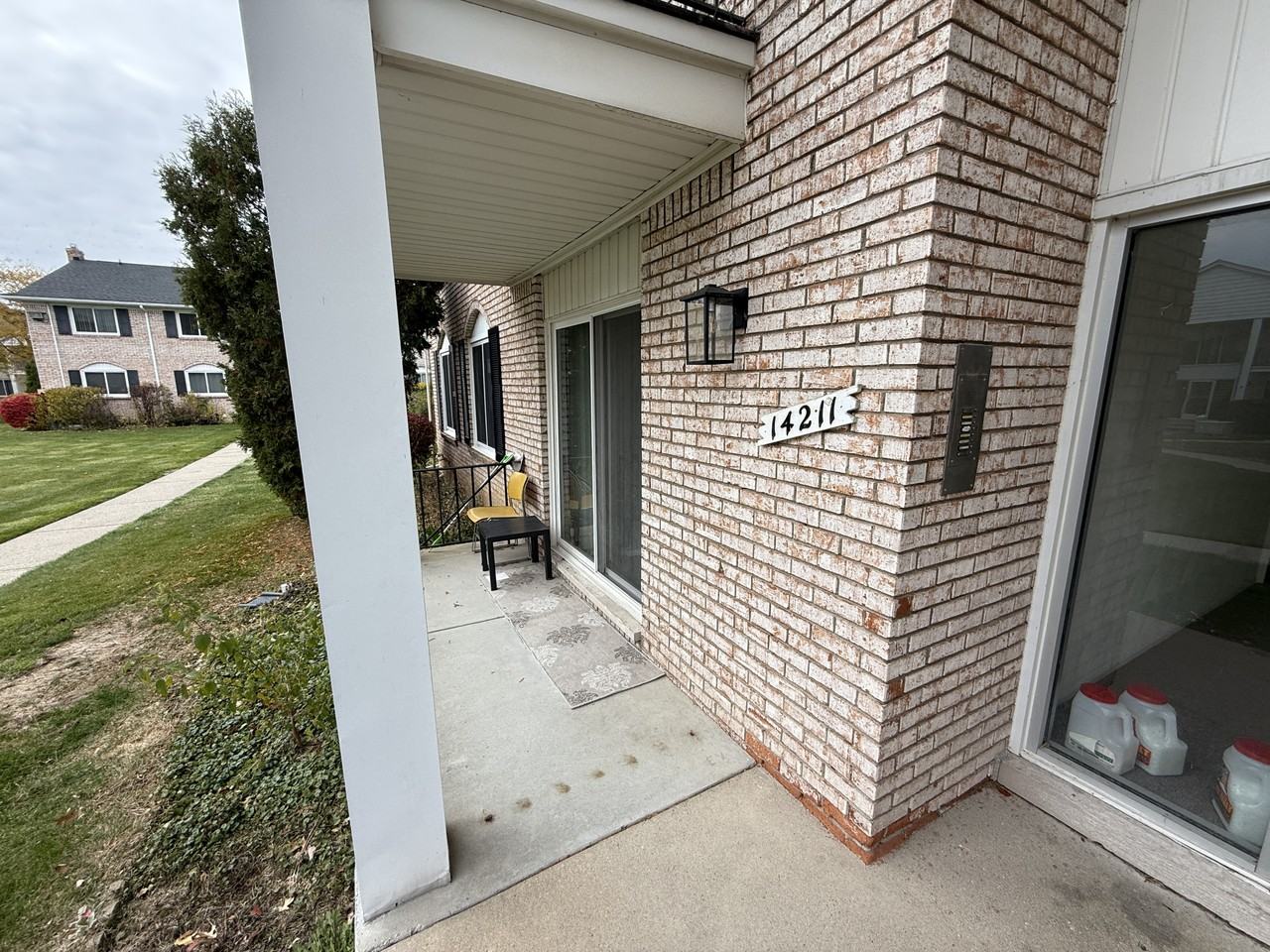 14211 Ivanhoe Dr #4 - Photo 2 of 6