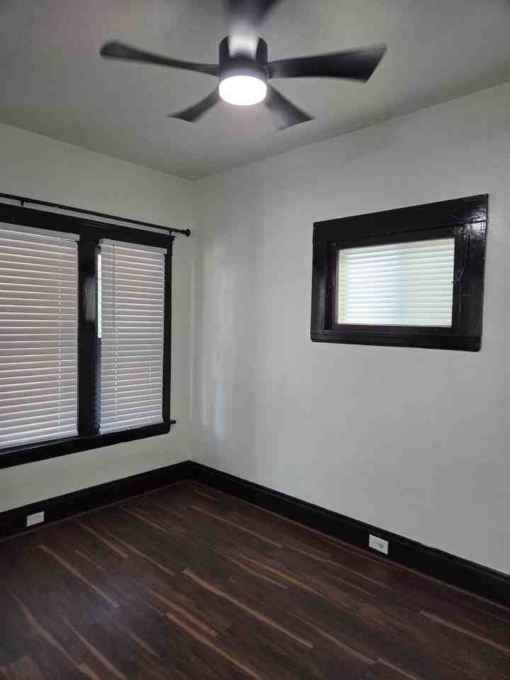 2781 E 126th St #1 - Photo 3 of 12