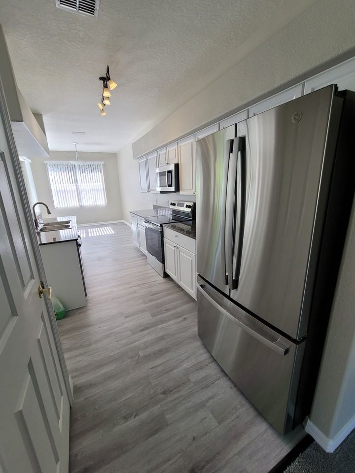 13276 Bainbridge Way #NA - Photo 5 of 20