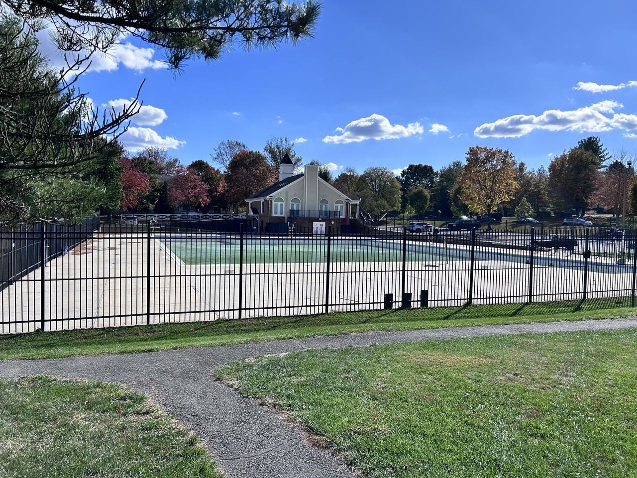 15101 Callohan Ct #15101 - Photo 6 of 8