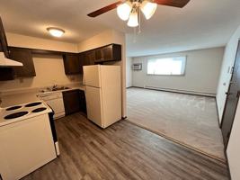 featured image of 901 18th St #3