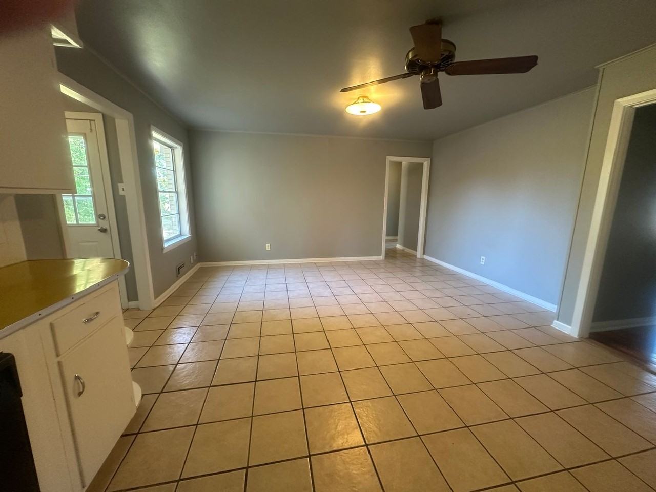 1917 20th Street - Photo 3 of 11