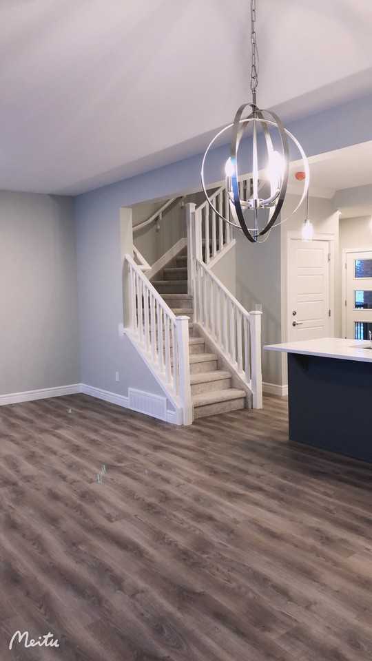 1423 Cherniak Way - Photo 3 of 31