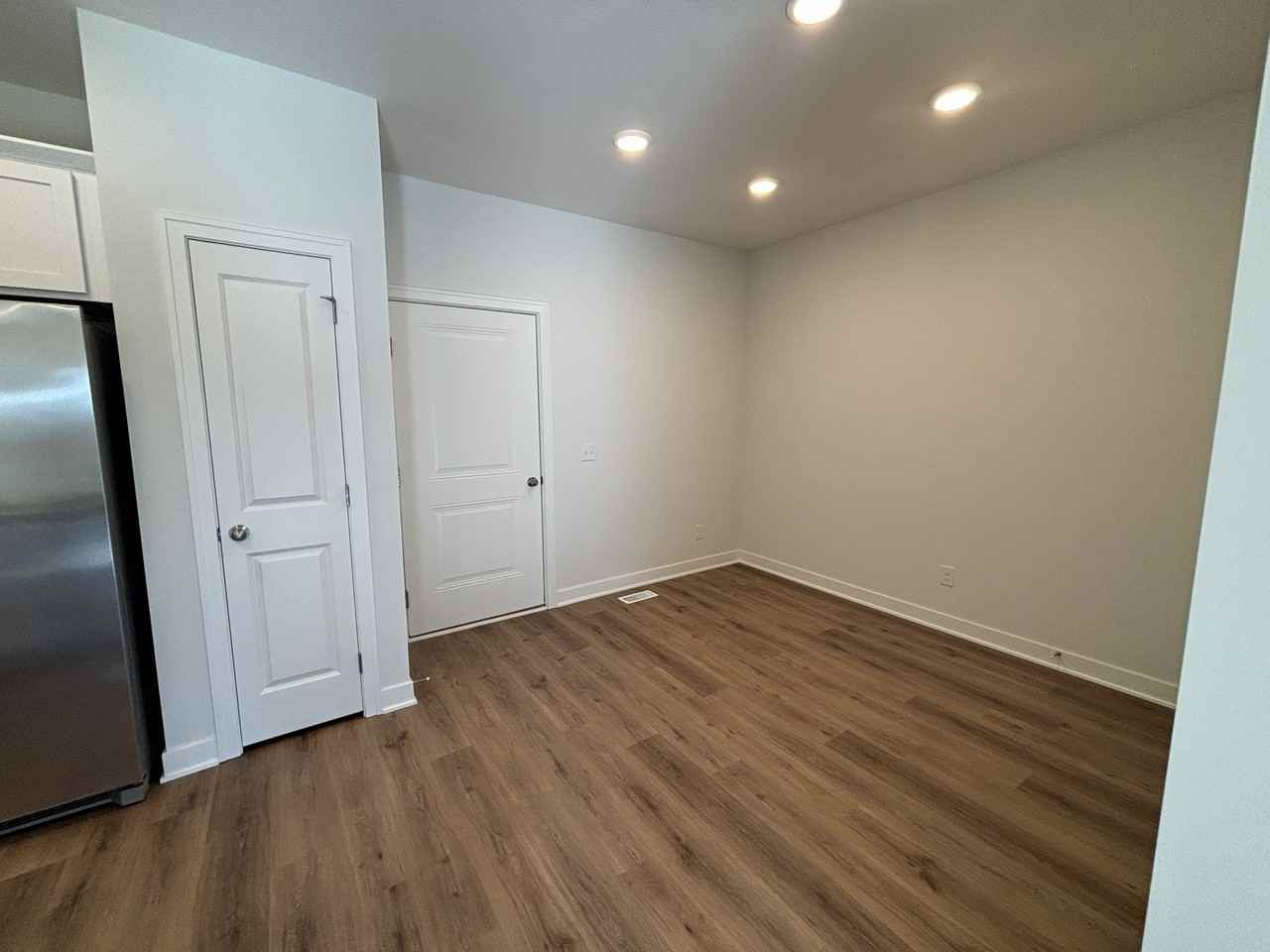 11407 N 161st Ct - Photo 2 of 26