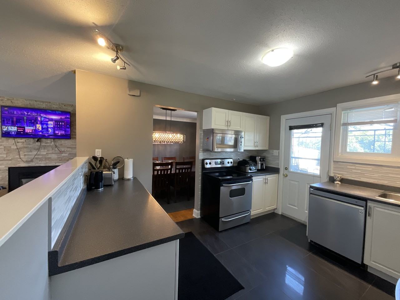 8 Wigan Drive - Photo 6 of 29