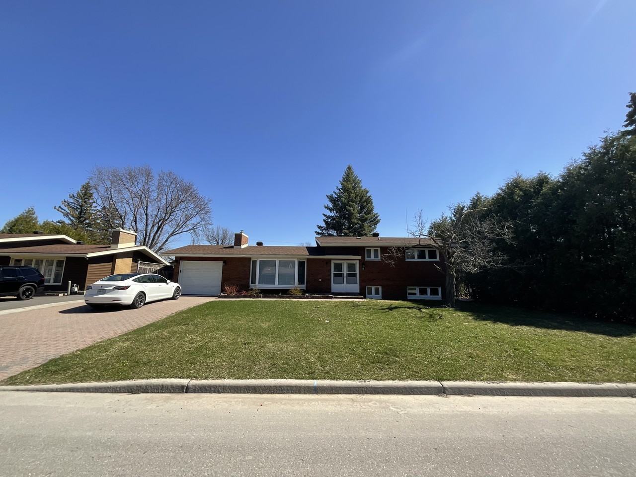 8 Wigan Drive - Photo 3 of 29