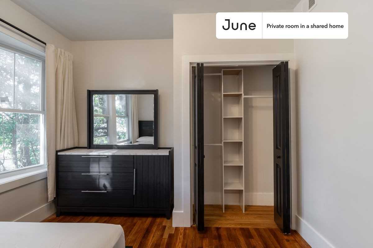 8 Walnut Park #E - Photo 5 of 22