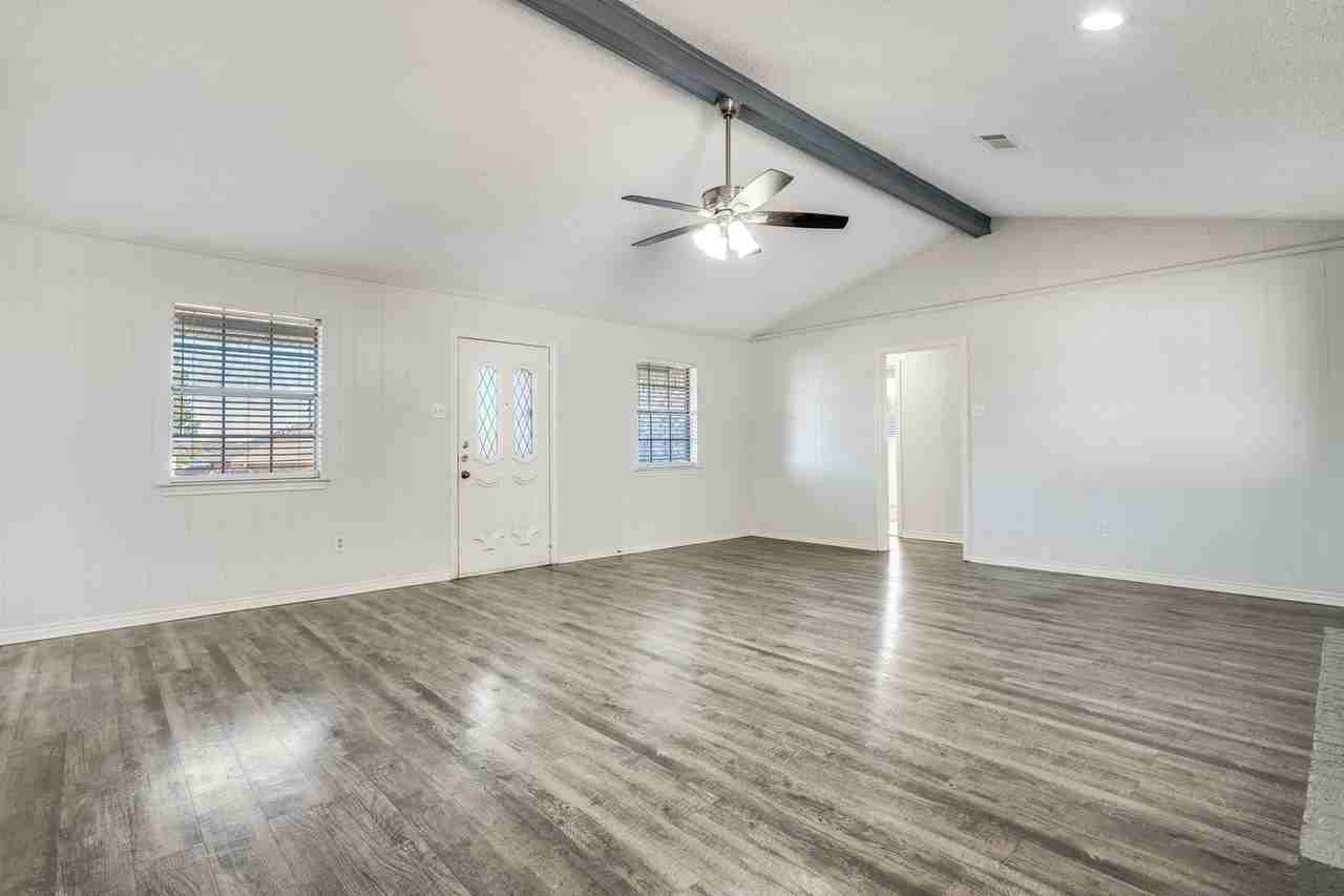 4610 Candlestick Drive - Photo 3 of 24