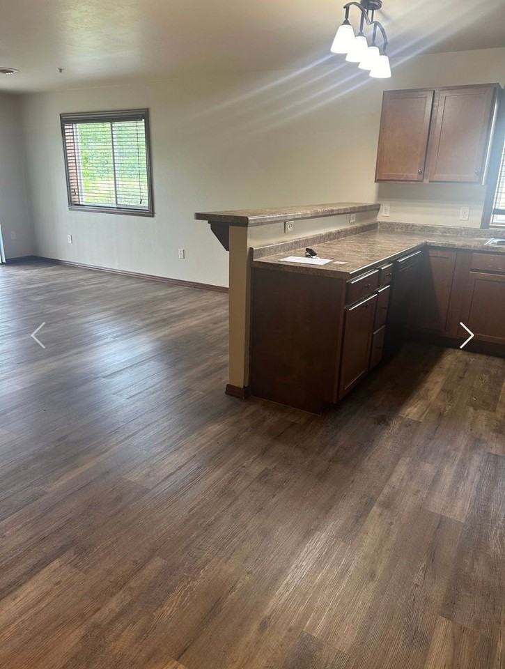 2134 South Broadway Drive - Photo 5 of 12