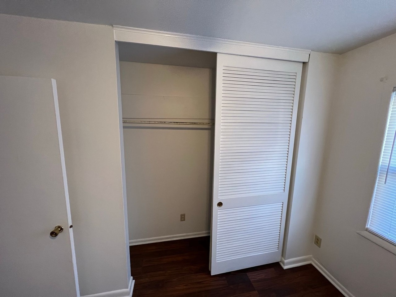 312 S Zetterower Ave #5 - Photo 7 of 16