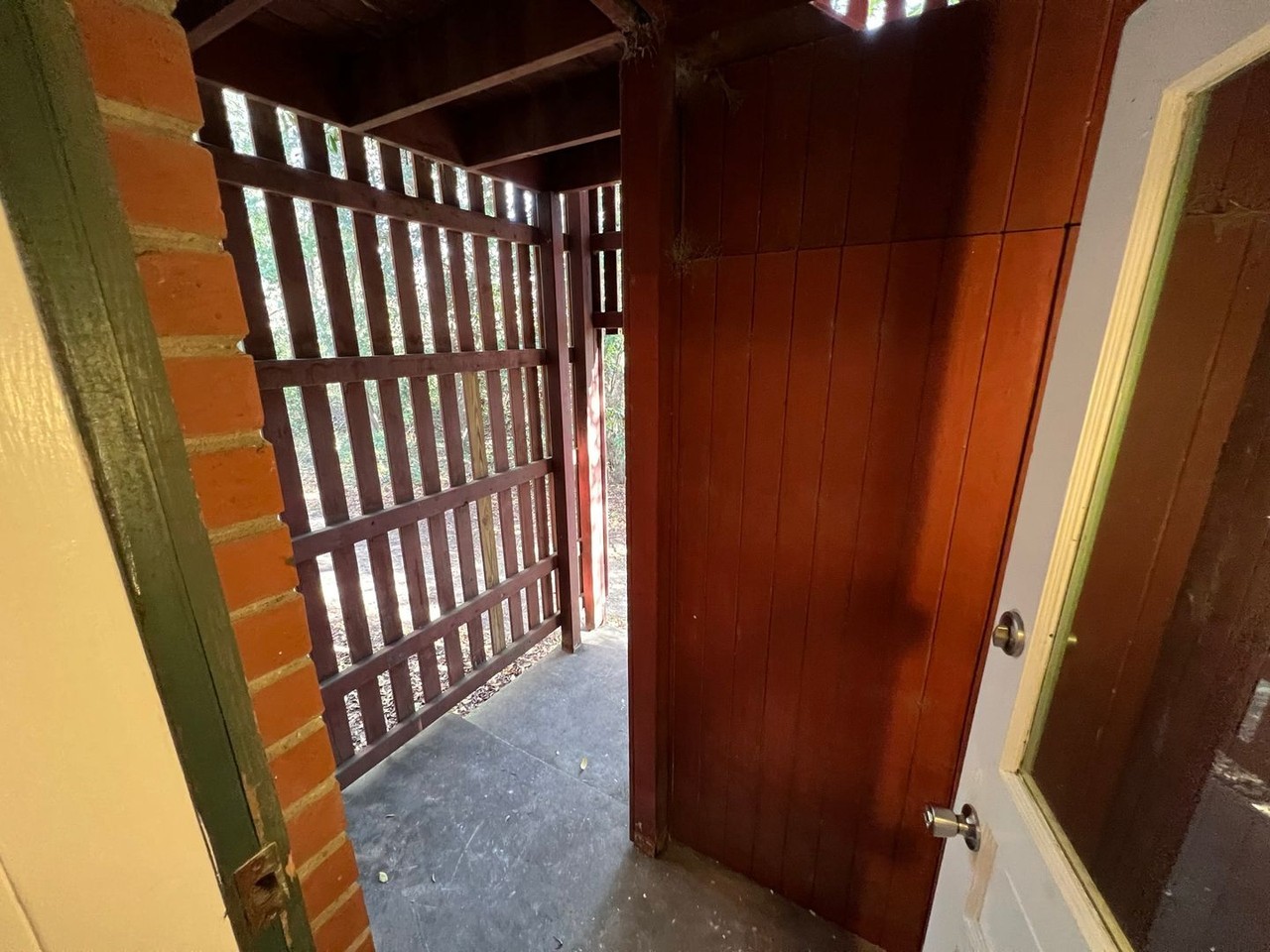 312 S Zetterower Ave #5 - Photo 2 of 16