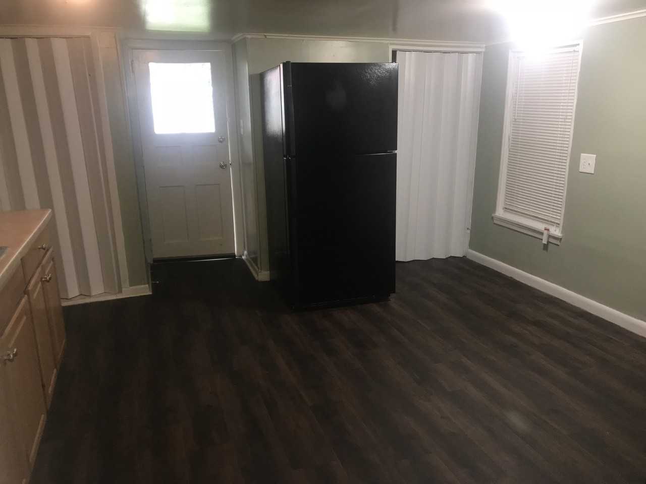 151 North West Street - Photo 3 of 14