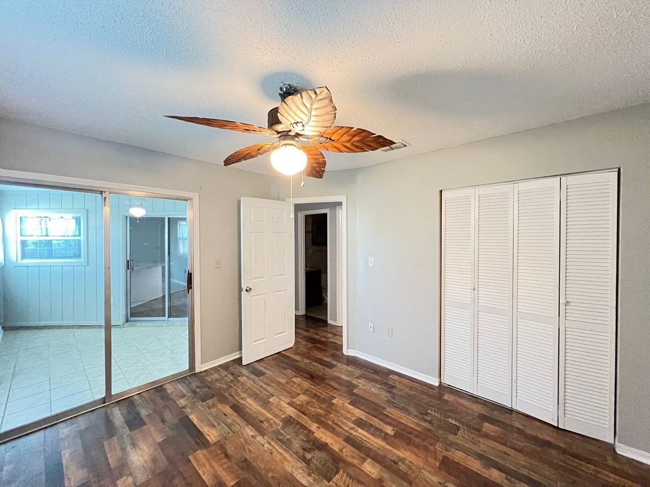 203 Fernwood St - Photo 7 of 19