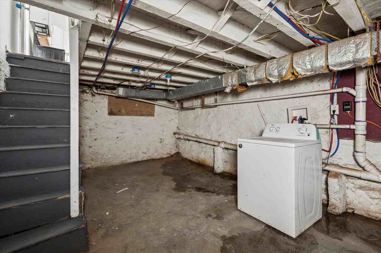 4952 Wakefield St - Photo 2 of 14