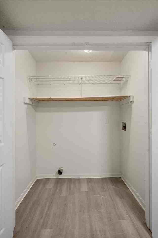 1351 S 20th St - Photo 7 of 16