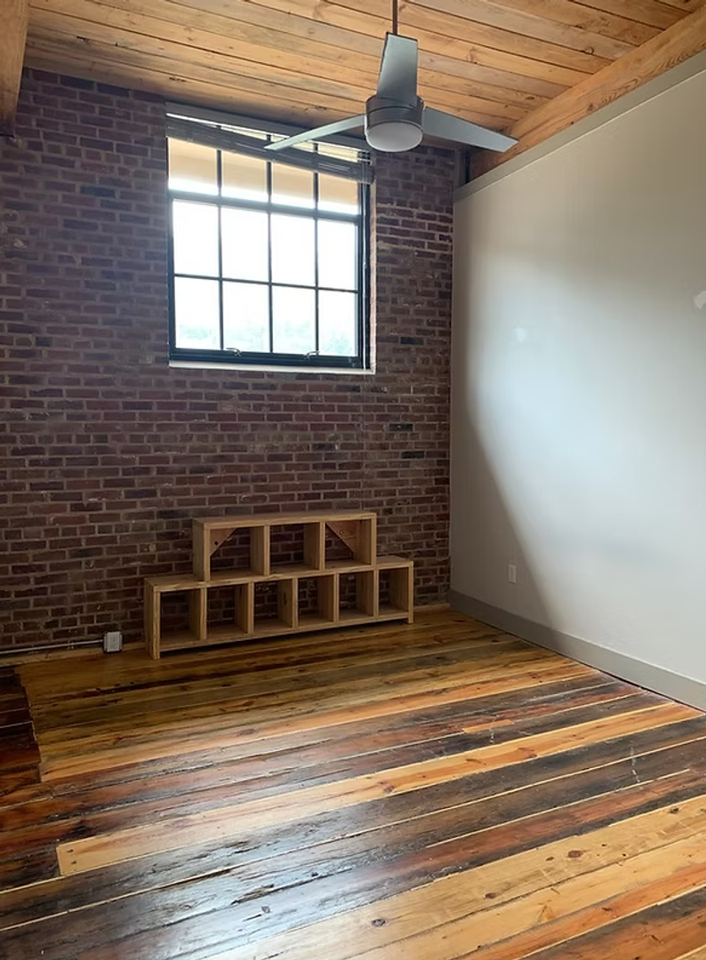 Elements West - Photo 3 of 11