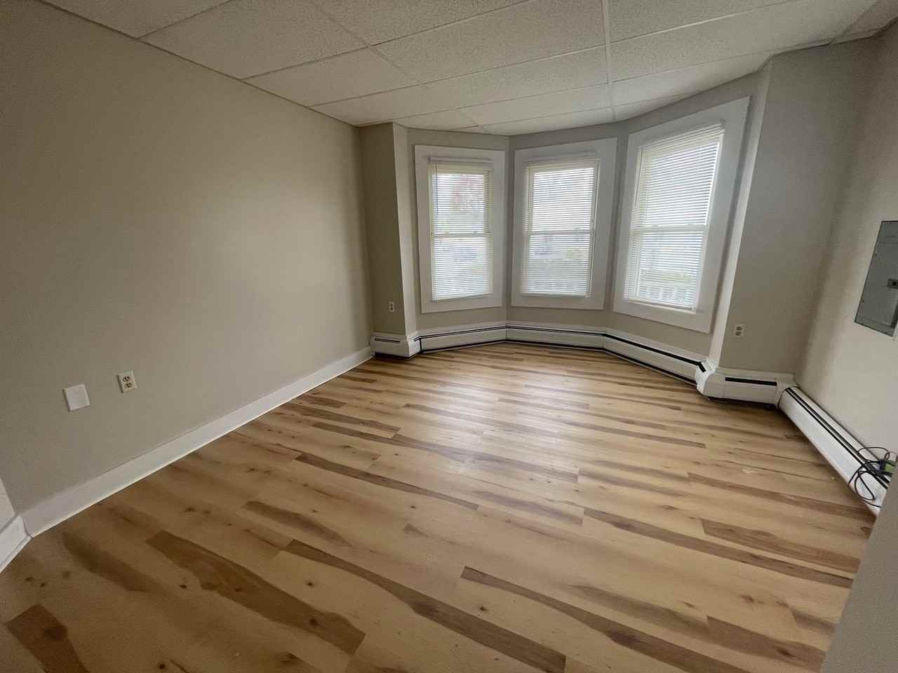 52-58 52-58 N Pearl Street-56 #56 - Photo 6 of 9