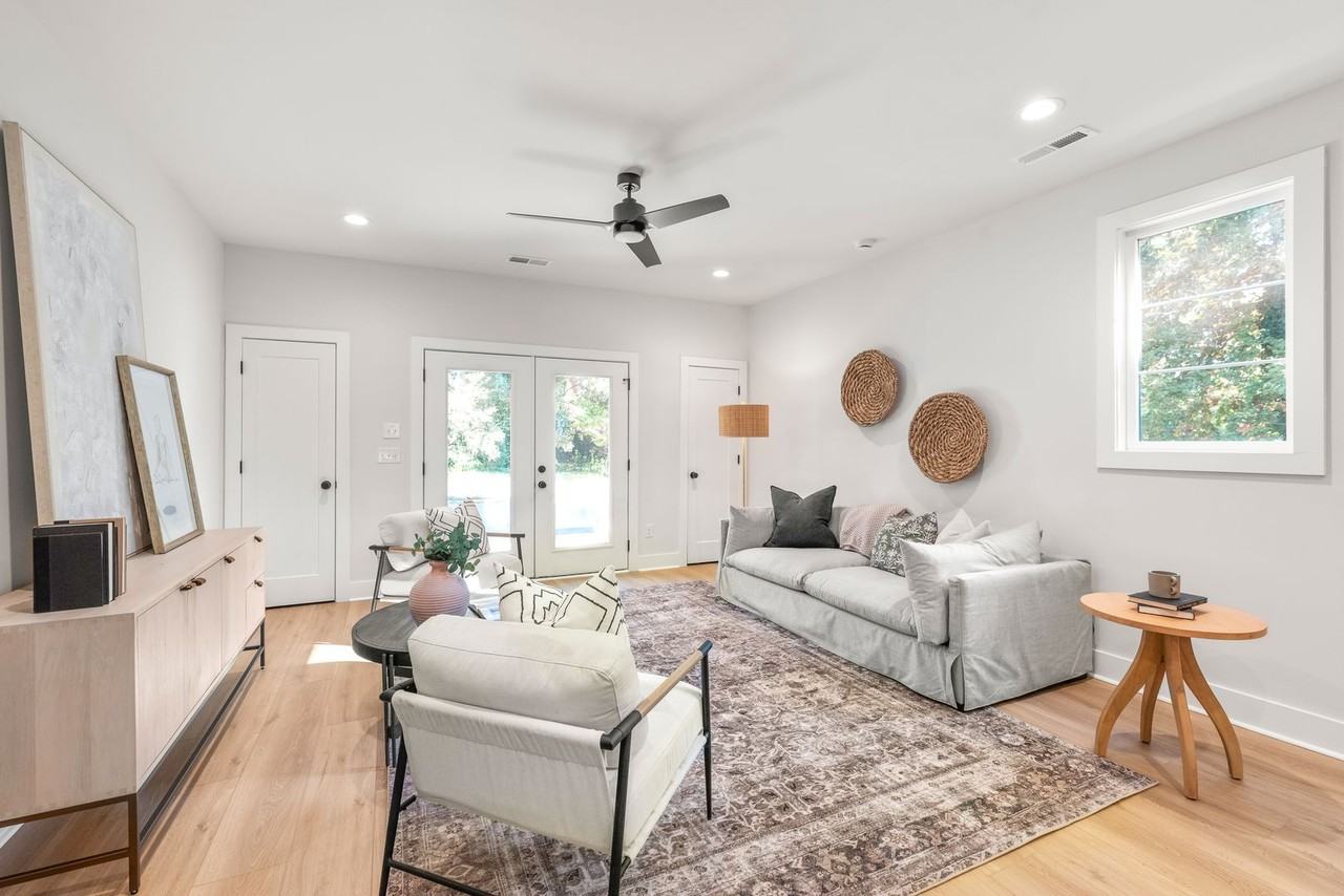 1314 Carolyn Drive - Photo 5 of 34