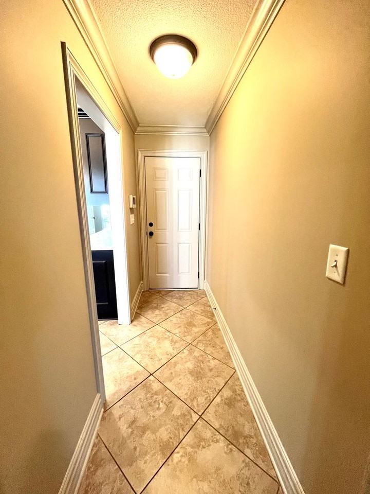 5171 Abbott Cir - Photo 7 of 25