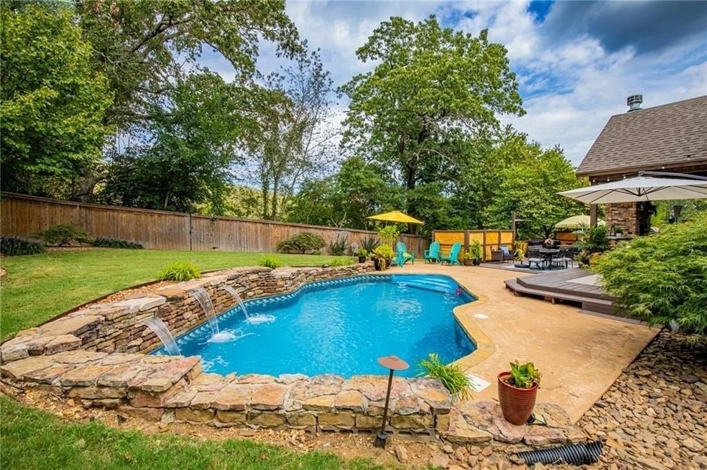 1706 Nw Autumn Ave - Photo 4 of 41