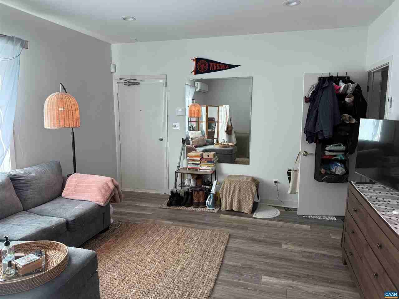 1311 Wertland St #B - Photo 3 of 12