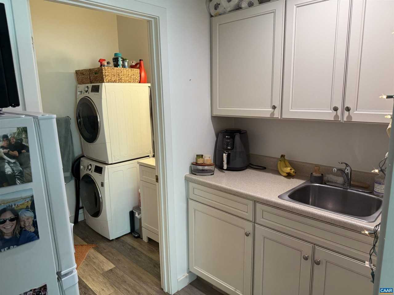 1311 Wertland St #B - Photo 5 of 12