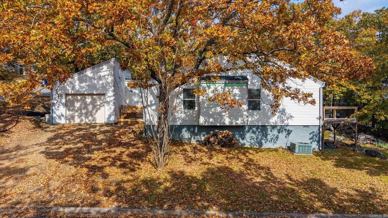 102 Windwood Ln - Photo 2 of 43