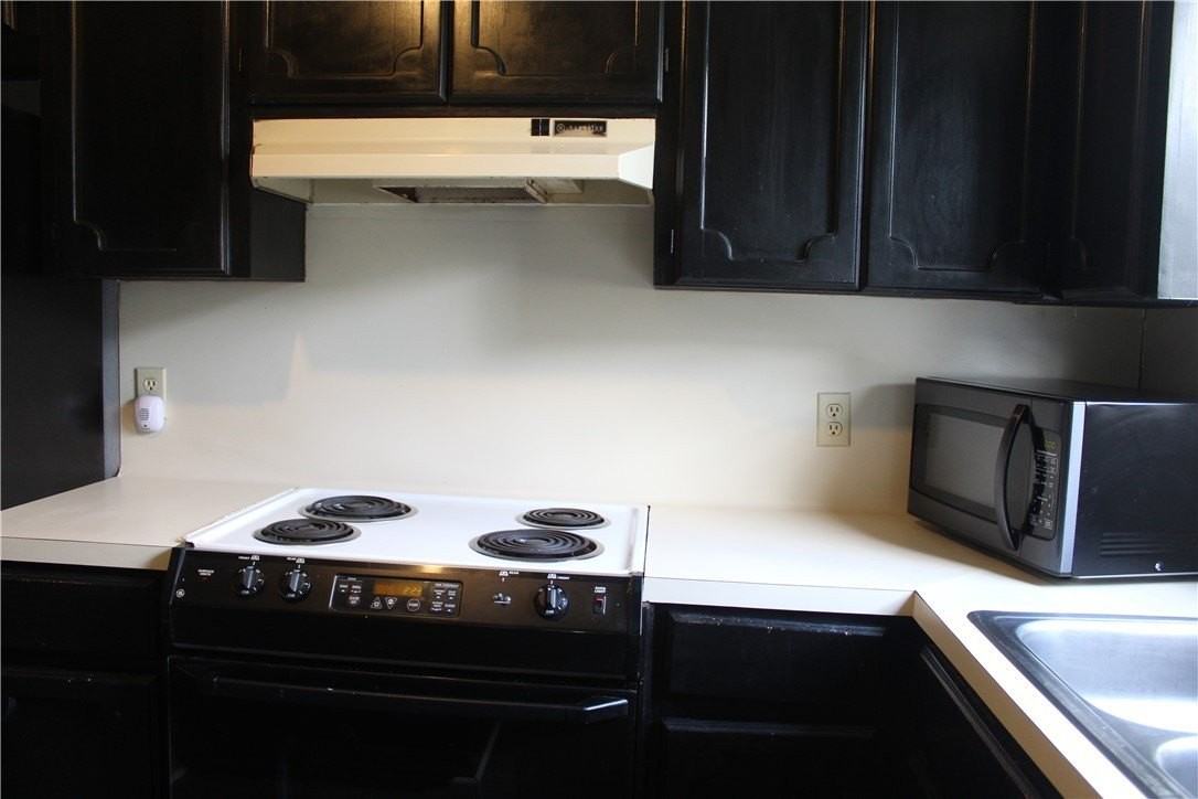 4023 Oak Bay Dr Unit 5 #5 - Photo 7 of 17