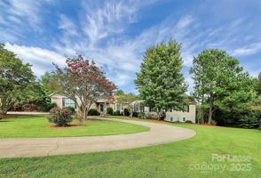 featured image of 155 Sunfish Dr