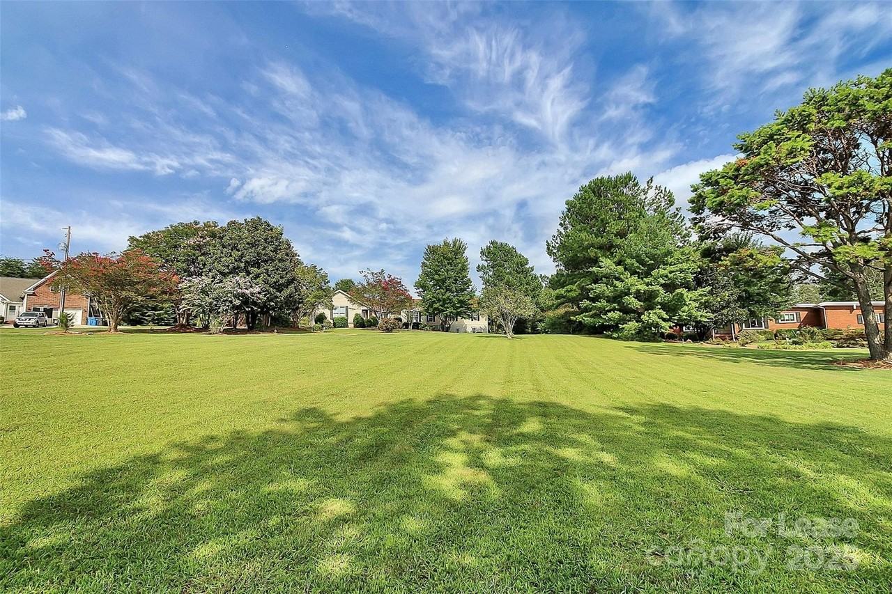 155 Sunfish Dr - Photo 3 of 42