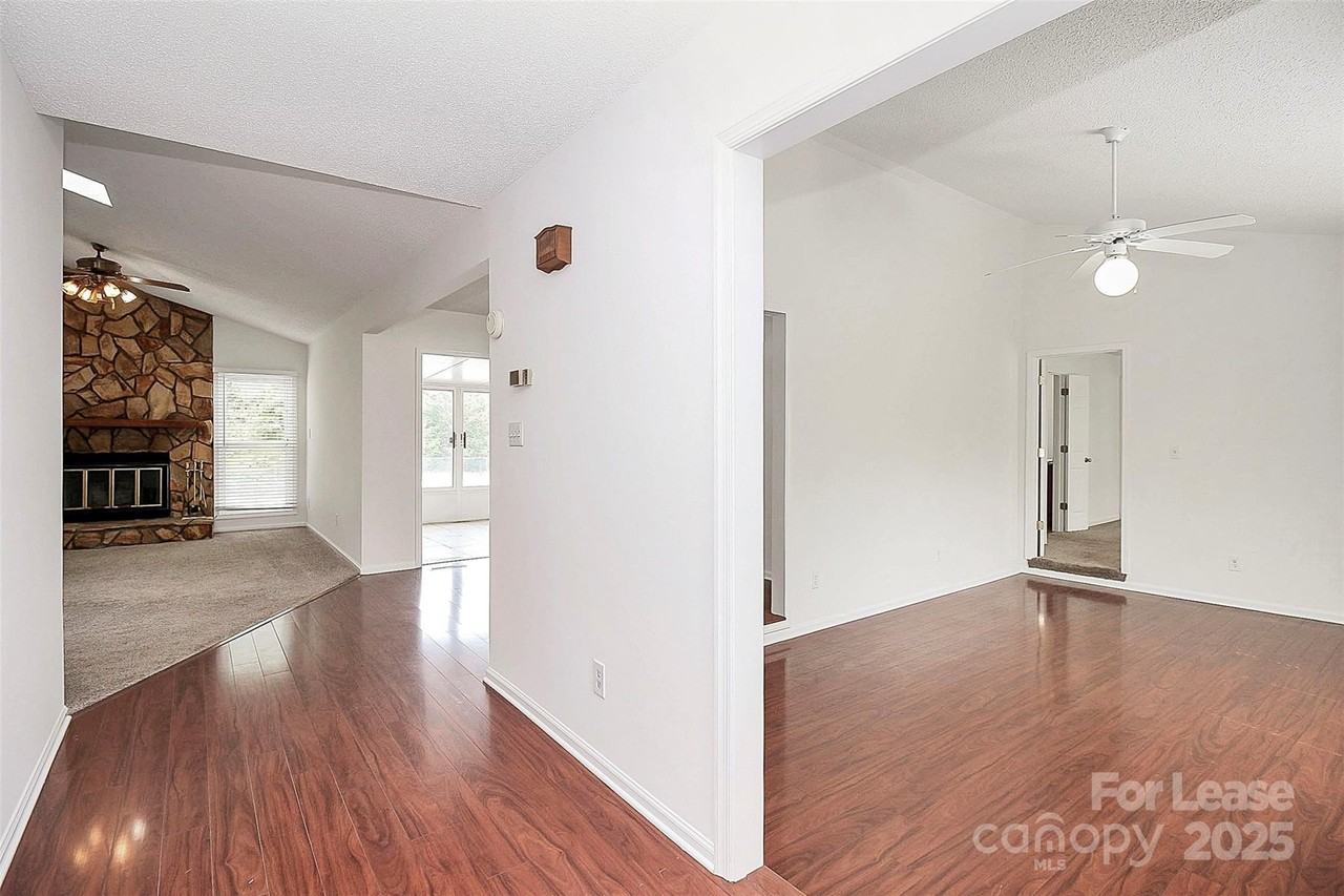 155 Sunfish Dr - Photo 7 of 42